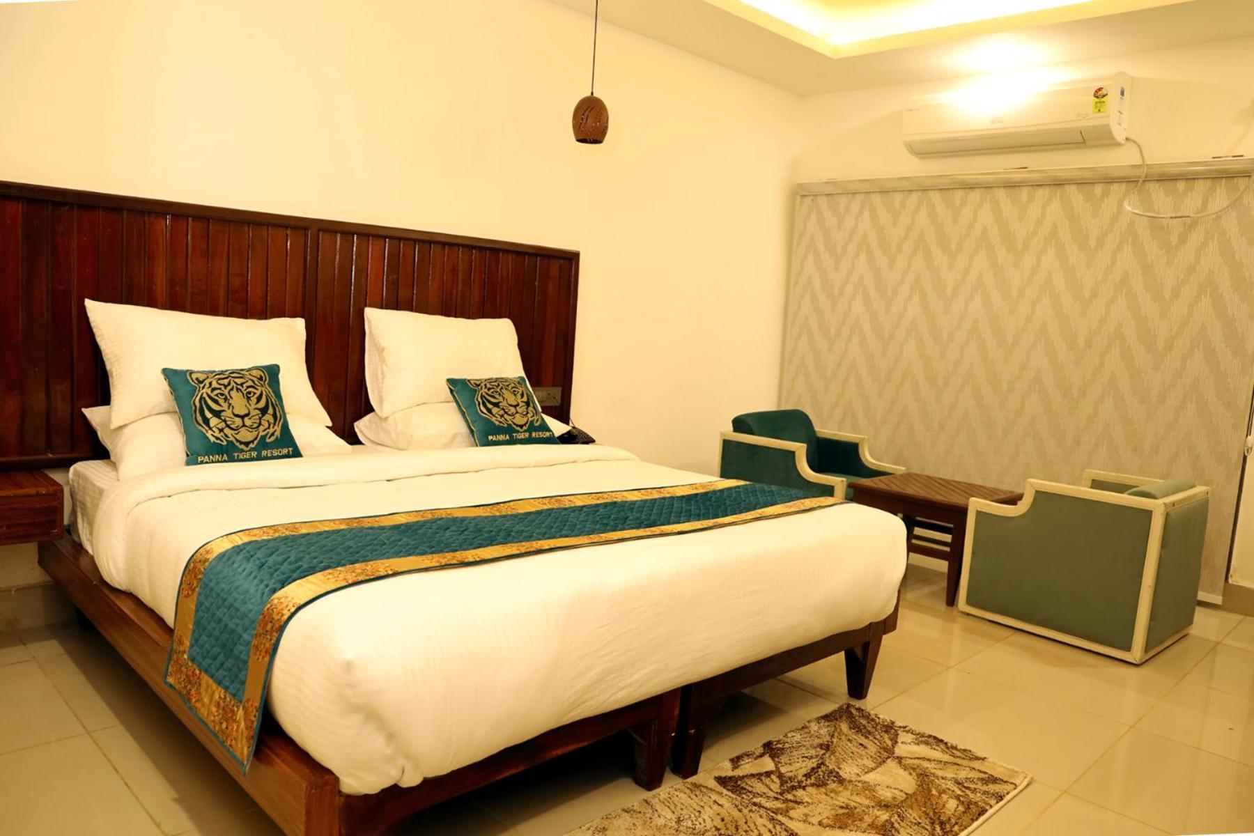 Panna Tiger Resort- Riverside Property Rājgarh Zewnętrze zdjęcie