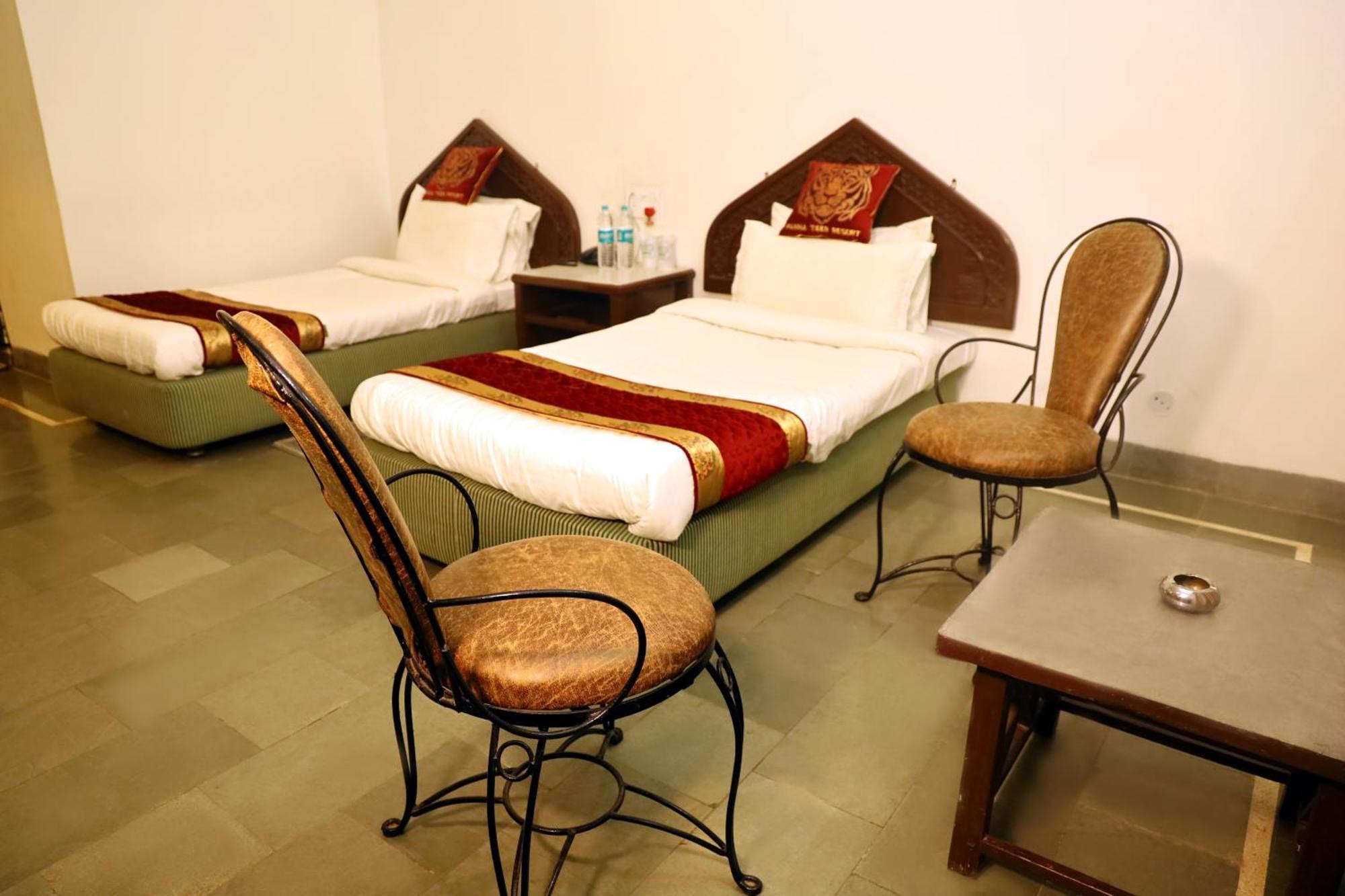 Panna Tiger Resort- Riverside Property Rājgarh Zewnętrze zdjęcie
